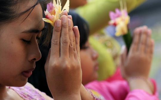 Umat Hindu Bali rayakan Galungan 