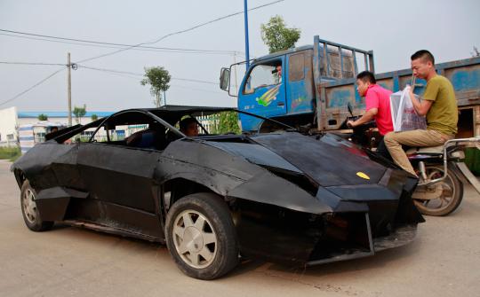 Lamborghini Reventon KW buatan petani China