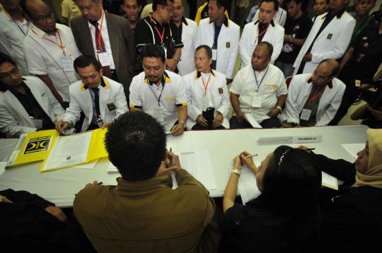 PKS daftarkan peserta Pemilu 2014 ke KPU