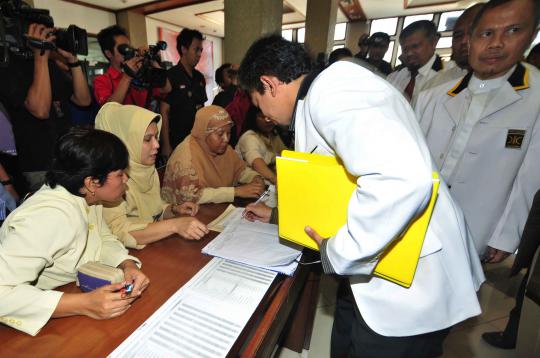 PKS daftarkan peserta Pemilu 2014 ke KPU