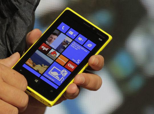 Nokia perkenalkan ponsel pintar cantik Lumia 920