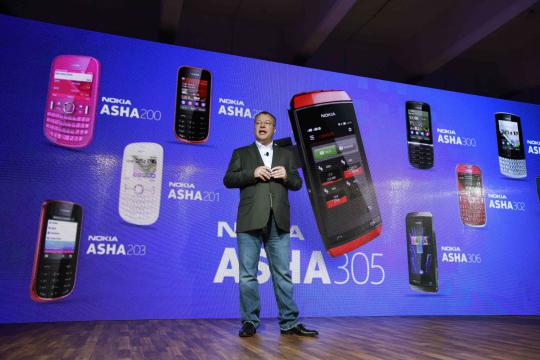 Nokia perkenalkan ponsel pintar cantik Lumia 920