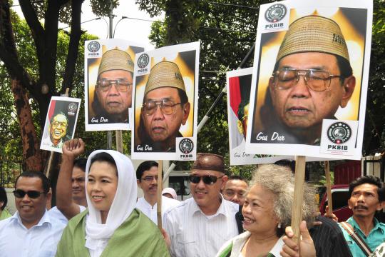 Bawa poster Gus Dur, PKBIB daftar Pemilu 2014 ke KPU