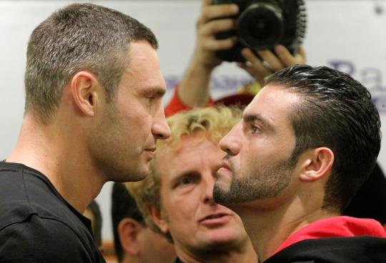 Juara kelas berat WBC Klitschko ditantang petinju Jerman