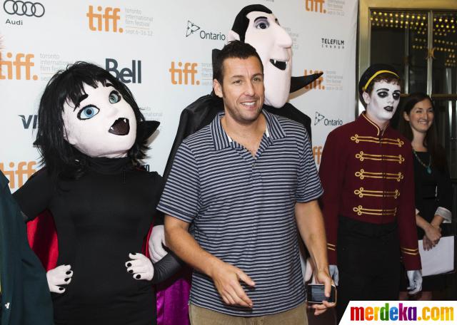 Film Animasi Hotel Transylvania | foto promo film animasi hotel transylvania di tiff 37 Film Animasi Hotel Transylvania | foto promo film animasi hotel transylvania di tiff 37
