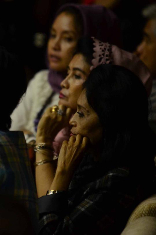 Antasari ajak istri hadiri rapat Timwas Century