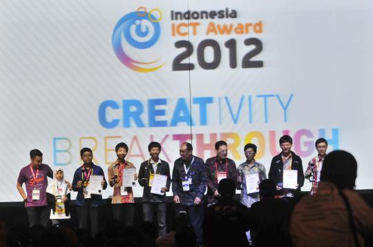 Malam penganugerahan Indonesia ICT Award 2012