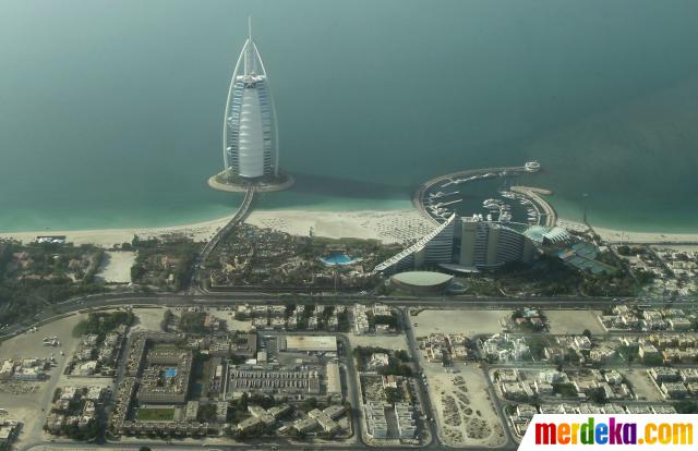 Foto : Menikmati keindahan, kemewahan Kota Dubai dari atas 
