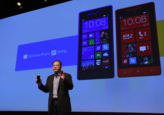 HTC luncurkan ponsel pintar HTC Windows Phone 8X dan 8S