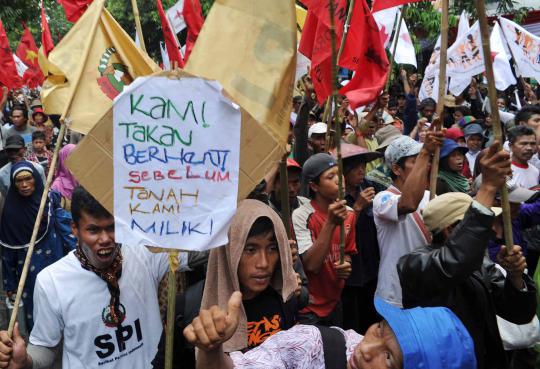 Ribuan petani Indramayu gelar demo di Gedung BPN