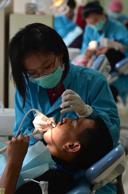 Periksa gigi di Bulan Kesehatan Gigi Nasional 