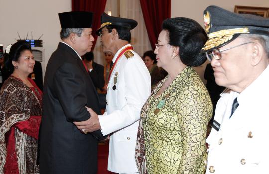 Presiden SBY lantik Sri Sultan jadi Gubernur DIY