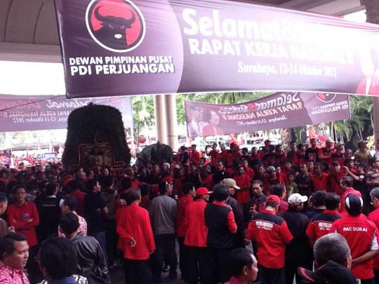 Reog Ponorogo sambut Megawati di Rakernas PDIP Surabaya