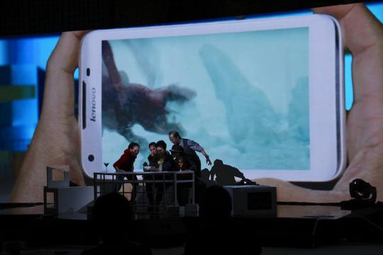Lenovo luncurkan ponsel pintar 
