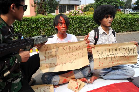 Aksi mahasiswa UIN tolak RUU Kamnas