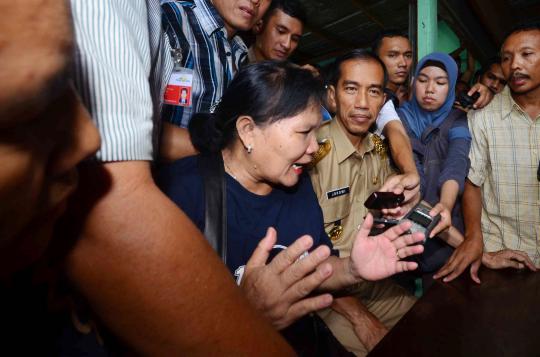 Kunjungi Pasar Senen, Jokowi disambut antusias pedagang pasar