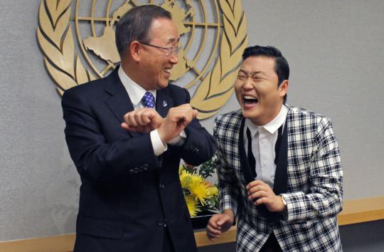 Psy ajak Sekjen PBB joget "Gangnam Style"