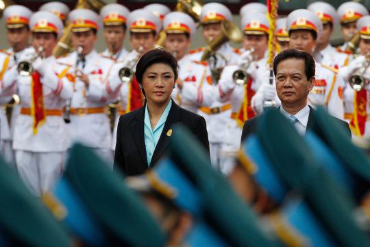 PM cantik, Yingluck hadiri sidang kabinet di Vietnam