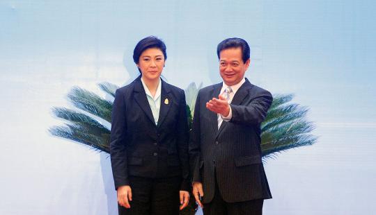 PM cantik, Yingluck hadiri sidang kabinet di Vietnam