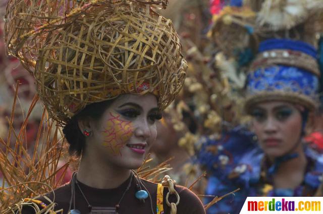 Foto : Peringati Sumpah pemuda, DKI Jakarta gelar Kirab 