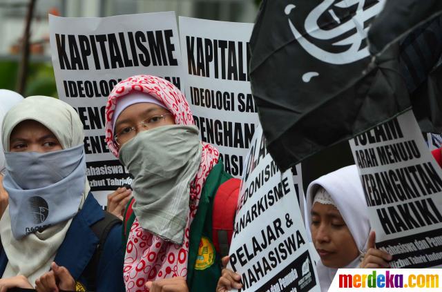 Foto : Pemuda HTI serukan 'Tolak Anarkisme dan Hedonisme 