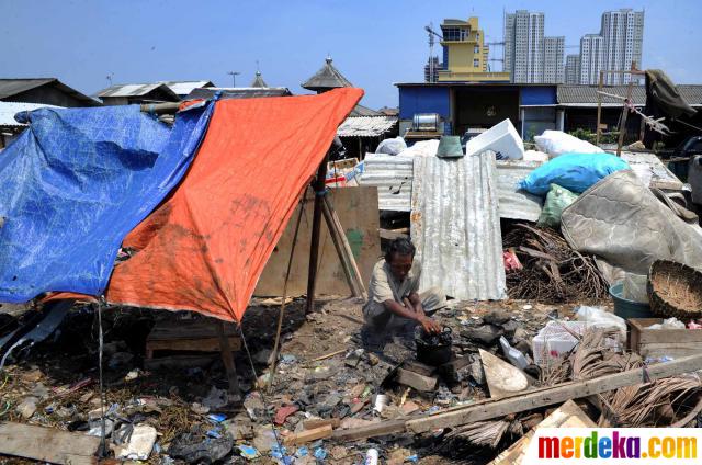 Foto : Warga korban penggusuran di Muara Angke  merdeka.com