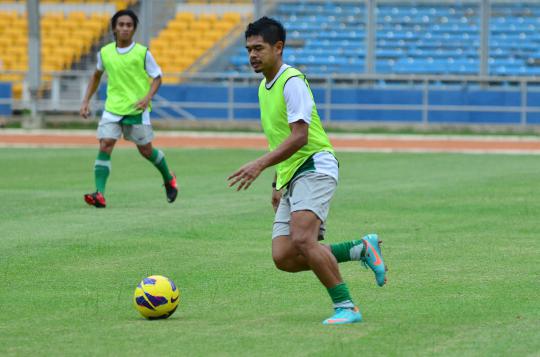 Latihan pertama Bambang Pamungkas bersama Timnas Indonesia