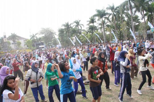 7.777 Bakpao telo Malang pecahkan rekor MURI