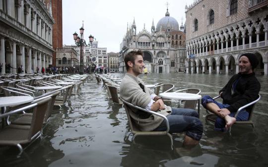 Kota Venesia tenggelam