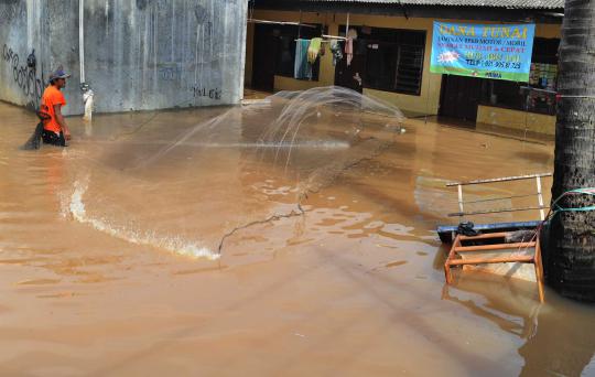 Banjir genangi ratusan rumah di Ulujami