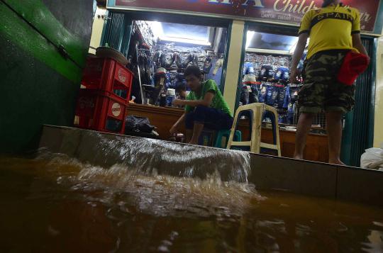 Pasar Cipulir terendam banjir 