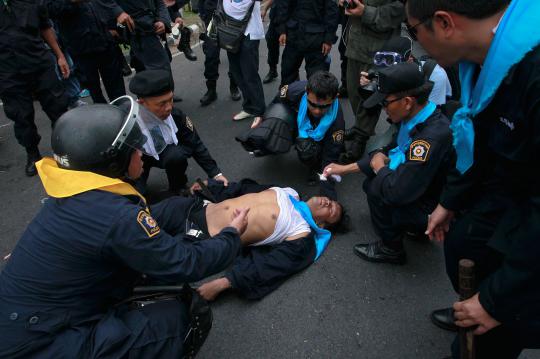 Demo anti pemerintah di Bangkok ricuh