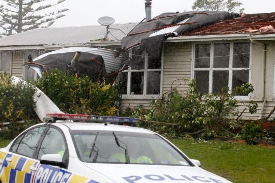 Selandia Baru diterjang badai tornado