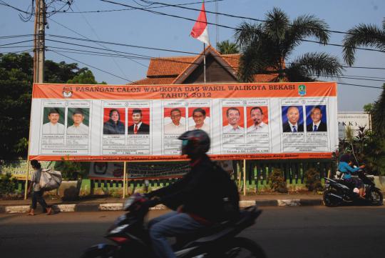 Spanduk Pilkada Bekasi dipublikasikan