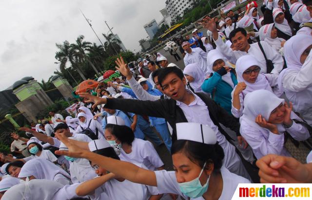 Foto : Persatuan Perawat Nasional Indonesia unjuk rasa di 