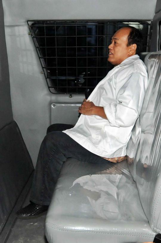 Djoko Susilo usai diperiksa Penyidik KPK