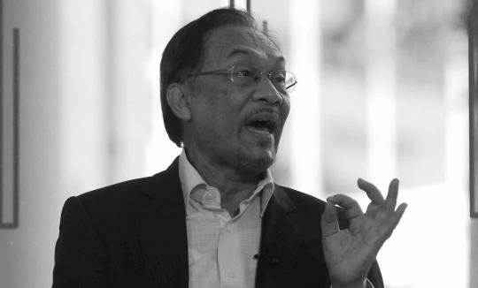 Potret wajah pemimpin oposisi Malaysia Anwar Ibrahim