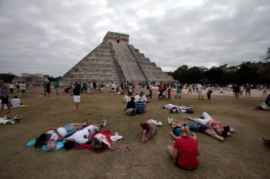 Rumor kiamat, Piramida bangsa Maya dibanjiri wisatawan