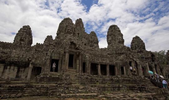 Menjelajahi satu-satunya candi Budha di Kamboja