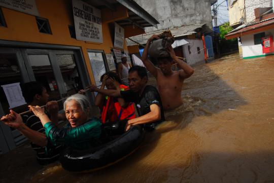 Banjir kiriman rendam Kampung Pulo capai 1 meter