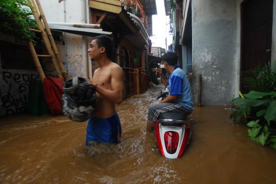 Banjir kiriman rendam Kampung Pulo capai 1 meter
