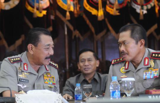 Kapolri Jenderal Timur Pradopo paparkan kinerja Polri tahun 2012
