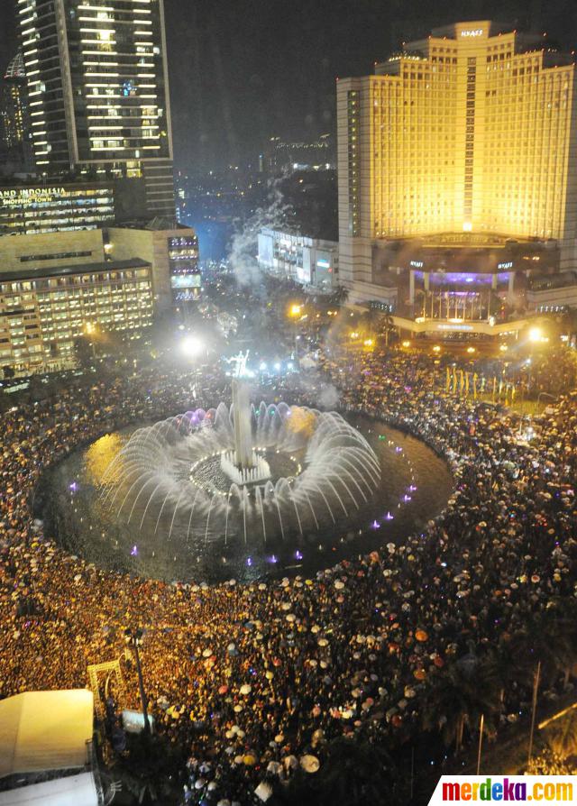 Foto : Lautan manusia banjiri Bundaran HI jelang 