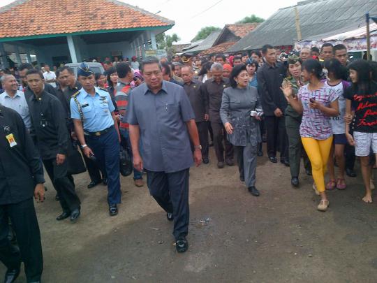 Presiden SBY 'blusukan' di pasar ikan Tanjung Pasir