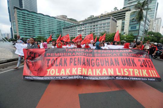 Ratusan buruh tolak TDL dan upah murah di Bundaran HI