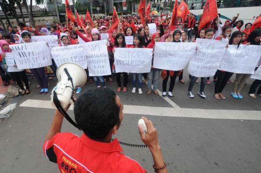 Ratusan buruh tolak TDL dan upah murah di Bundaran HI