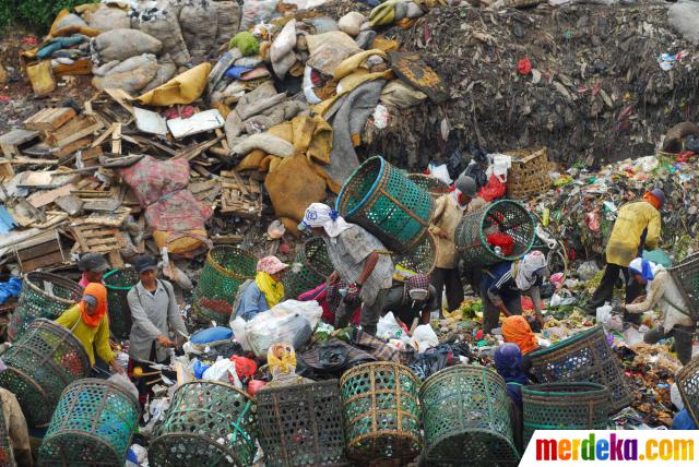 tempat instagramable di bekasi Foto Volume sampah DKI Jakarta meningkat merdeka com