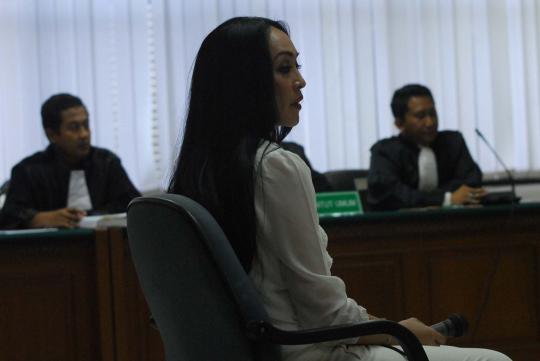 Angelina Sondakh divonis penjara 4,5 tahun 