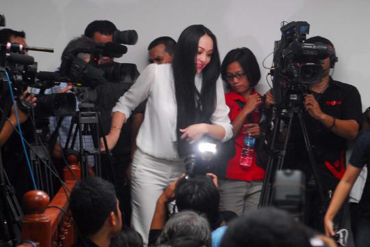 Angelina Sondakh divonis penjara 4,5 tahun 