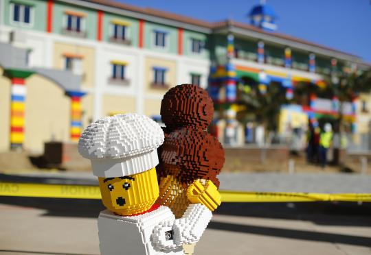 California bangun hotel lego pertama di Amerika Utara